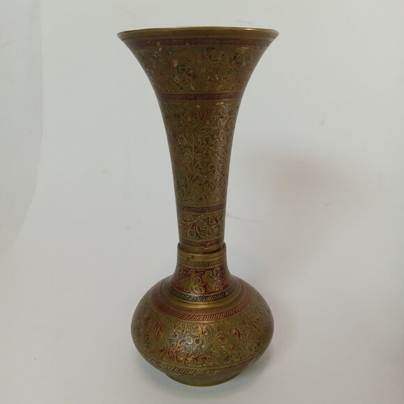 Vintage Pair Hand Painted Floral Leaf Etched India Brass Vases 9” Antique - Picture 6 of 10